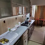 Apartment Garsoniera Centru *